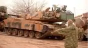 Suriye sınırına askeri araç ve polis takviyesi