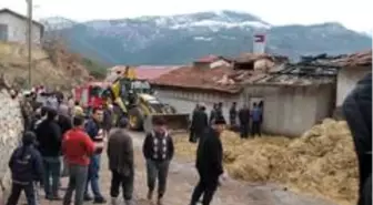 Amasya'da ev ve samanlık yangını