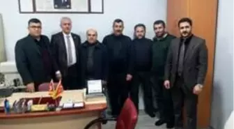 Diyanet-Sen Erzurum Şube Başkanlığı'ndan öğrencilere giysi yardımı