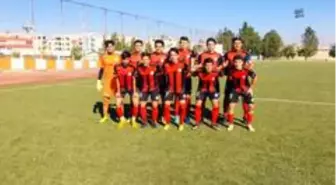 U19'da şampiyon Karaköprüspor