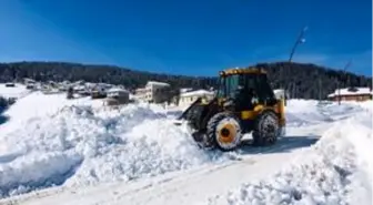 Giresun'un yüksek kesimlerinde kar kalınlığı 2 metreye ulaştı