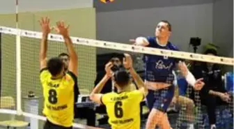 Efeler Voleybol Ligi: Arhavi Voleybol: 0 - Halkbank: 3