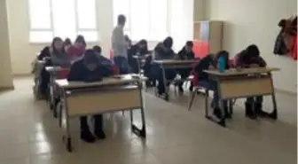 Kütahya'da bursluluk sınavlarına ilgi