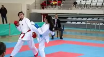 Erzincan'da ANALİG Karate Grup Müsabakaları sona erdi