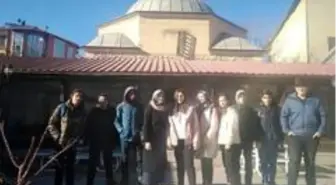 Rüstem Paşa Medresesi'nde ders