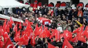 İdlib şehidi Piyade Uzman Onbaşı Batuhan Tank son yolculuğuna uğurlandı