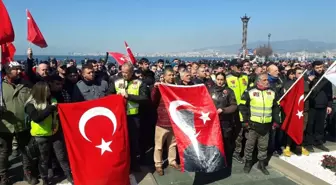 İzmirli motosikletli kuryeler şehitler için konvoy düzenledi