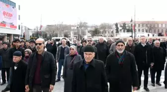 Türkiye Mehmetçik için tek yürek oldu