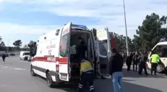 Arnavutköy'de minibüs yayalara çarptı: 1 ölü, 3 yaralı