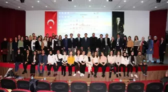 AÜ'de üstün yetenekli çocuklar konuşuldu