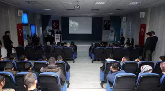 Hakkari'de 'Aliya İzzetbegoviç' konulu konferans