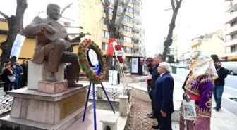 Halk ozanı Özay Gönlüm, unutulmadı