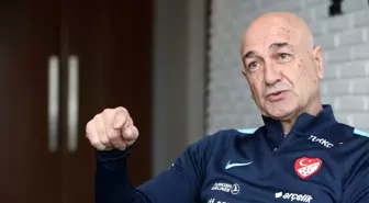Mehmet Ekşi: 'Hayatımı yazsam çift sarı kart olur'
