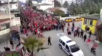 Şehit Halil İbrahim Akkaya'nın memleketinde Bahar Kalkanı Harekatı'na destek yürüyüşü