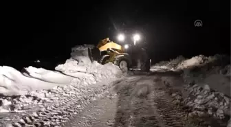Ağrı'da kapanan köy yolları ulaşıma açılıyor