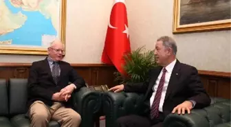 Bakan Akar, ABD Suriye Özel Temsilcisi James Jeffrey ile görüştü