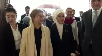 Emine Erdoğan, 'Milli Egemenliğin 100. Yılında Türk Kadını Özel Oturumu'na katıldı