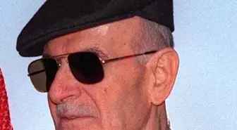 Esad, baba Esad'ı hatırlatıyor