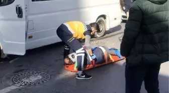 Kaza sonrası tekme tokat darp edilen sürücünün görüntüleri güvenlik kamerasına yansıdı