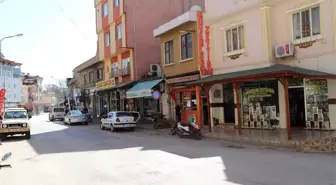 Oğuzeli'nde yabancı tabelalara ruhsat yok