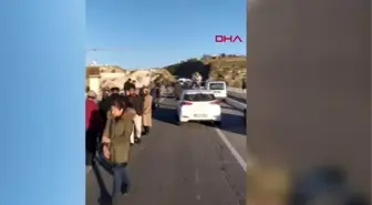 Şanlıurfa'da iki otomobil çarpıştı: 8 yaralı