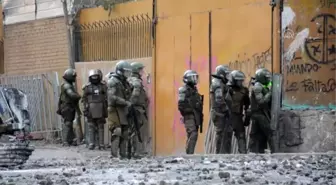 Santiago'da hükumet karşıtı protestolar devam ediyor