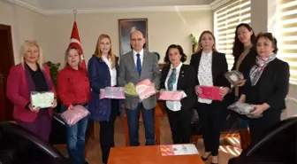 Sökeli Kadınlardan Çocuklar Üşümesin Diye Anne Eli