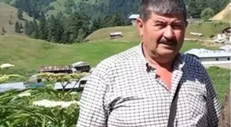 Traktör altında kalan adam olay yerinde hayatını kaybetti