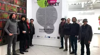 Türk sanatçıların yapıtları Kiev'de büyük ilgi gördü