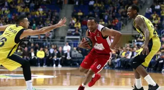 Fenerbahçe'ye Kostas Sloukas ve James Nunnally'den kötü haber