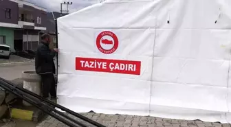 Belediye Başkanı vatandaşlar için çadır ve sandalye aldı