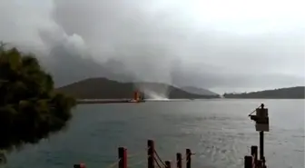 Kaş'ta marinada çıkan hortum korkuttu