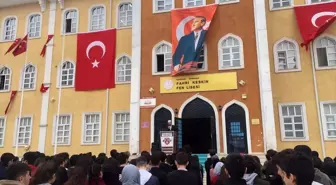 Sivrihisar'da öğrencilerden İdlib şehitleri için dua