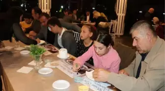 Baba ve çocukları çini sanatı buluşturdu