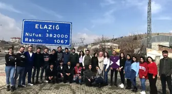 BEÜ Kızılay Öğrenci Topluluğu Elazığ'daki minik kalplere dokundu