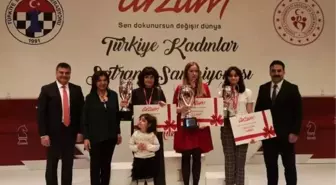 2020 Arzum Türkiye Kadınlar Satranç Şampiyonu Ekaterina Atalık oldu