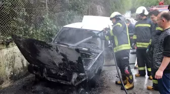 Kontağı açtığı aracı, bir anda alev topuna döndü