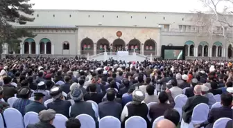 Afganistan'da tartışmalı cumhurbaşkanı seçiminin ardından hem Gani hem Abdullah yemin etti