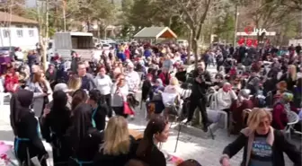 Kumlalı kadınlardan görkemli açılış