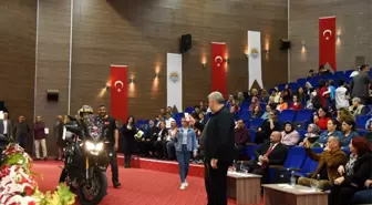 Mersin'de kadınlara 'başarıya giden yol' anlatıldı