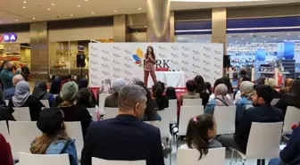 Park Afyon 8 Mart'ta milli teakwandocu Betül Çavdar'ı kadınlarla buluşturdu