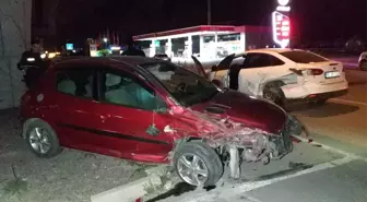 Samsun'da iki otomobil çarpıştı: 1 yaralı