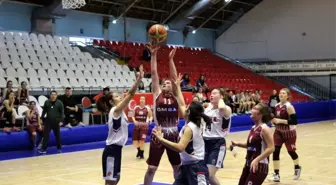 Basketbol U18 Kızlar 2. Bölge Şampiyonası Manisa'da başladı