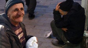 Dilenmek için Erzincan'dan Erzurum'a gelen dilenci: 400 lira vız gelir en an an 500 kazanıyorum