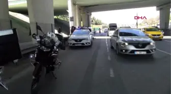 KADIKÖY ÜST GEÇİTTEN DAMLAYAN SU MOTOSİKLETLİ POLİSE KAZA YAPTIRDI