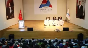 AİÇÜ'de 'Hakk'ın Sesi Mehmet Akif' konulu konferans düzenlendi