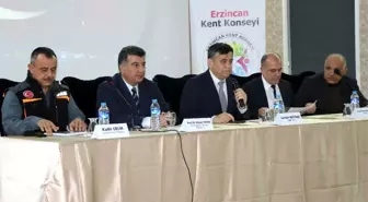 Erzincan'da 'Deprem Bilinci' paneli düzenlendi