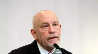 Hollywood yıldızı Malkovich, Cumhurbaşkanı Erdoğan gibi selamlaştı