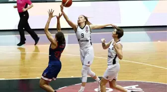 Beşiktaş TRC İnşaat 97-93 Büyükşehir Belediyesi Adana Basketbol