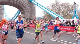 Boston Maratonu corona virüsü nedeniyle ertelendi